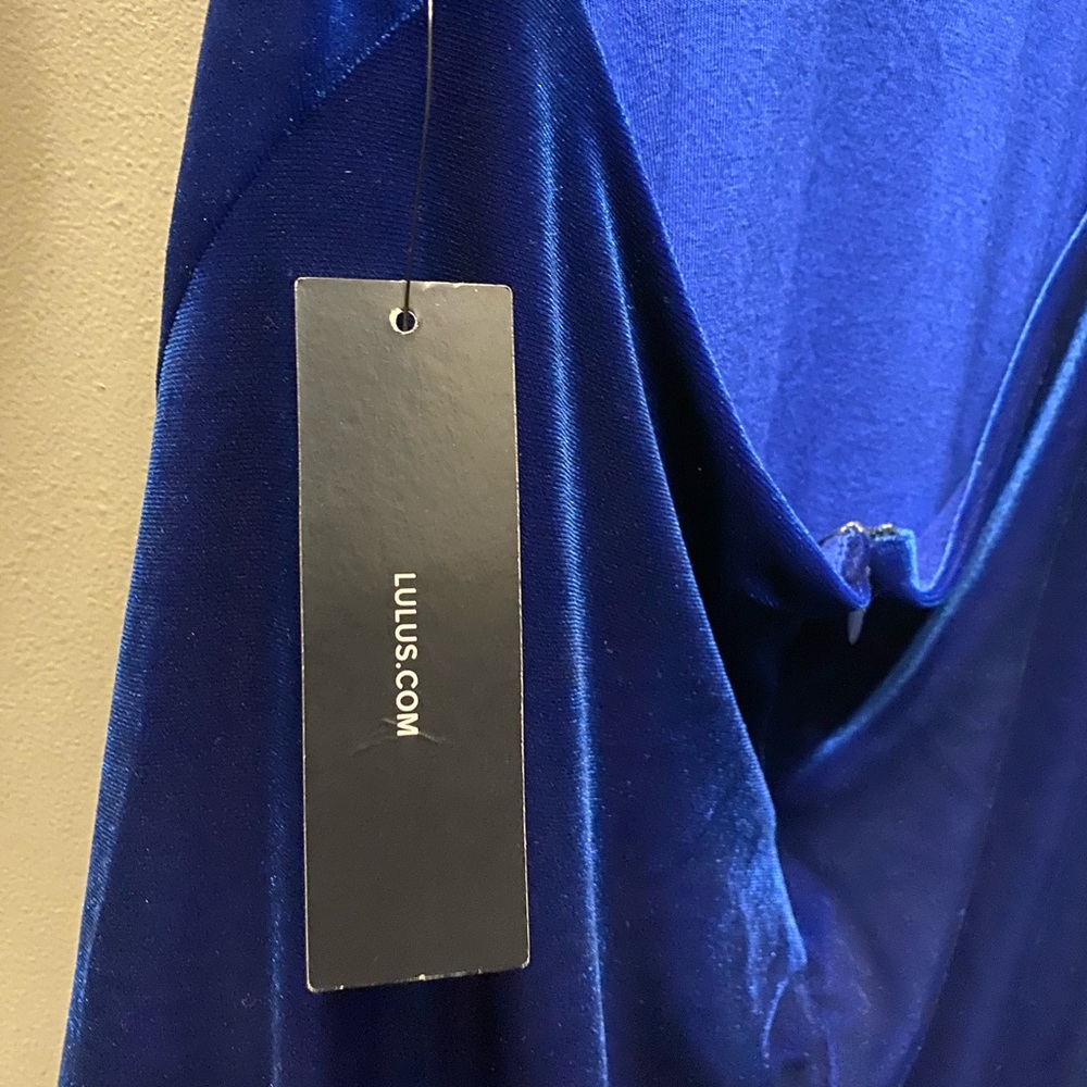 Lulu’s Open Back Velour Skater Dress - Picture 3 of 4